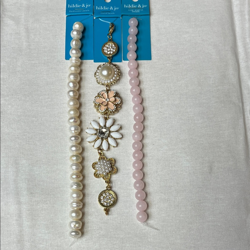 Pearl and Pink Beaded Bracelet beads